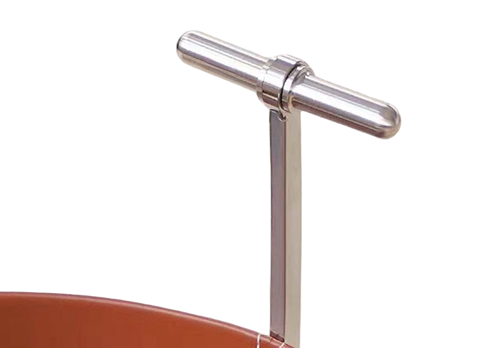 Integrated Grip Handle